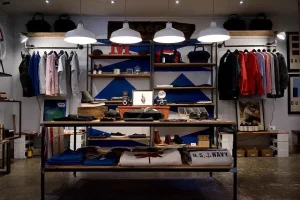 outlet czy warto